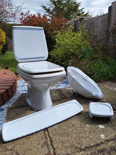 Selles vintage bathroom suite - vintage,